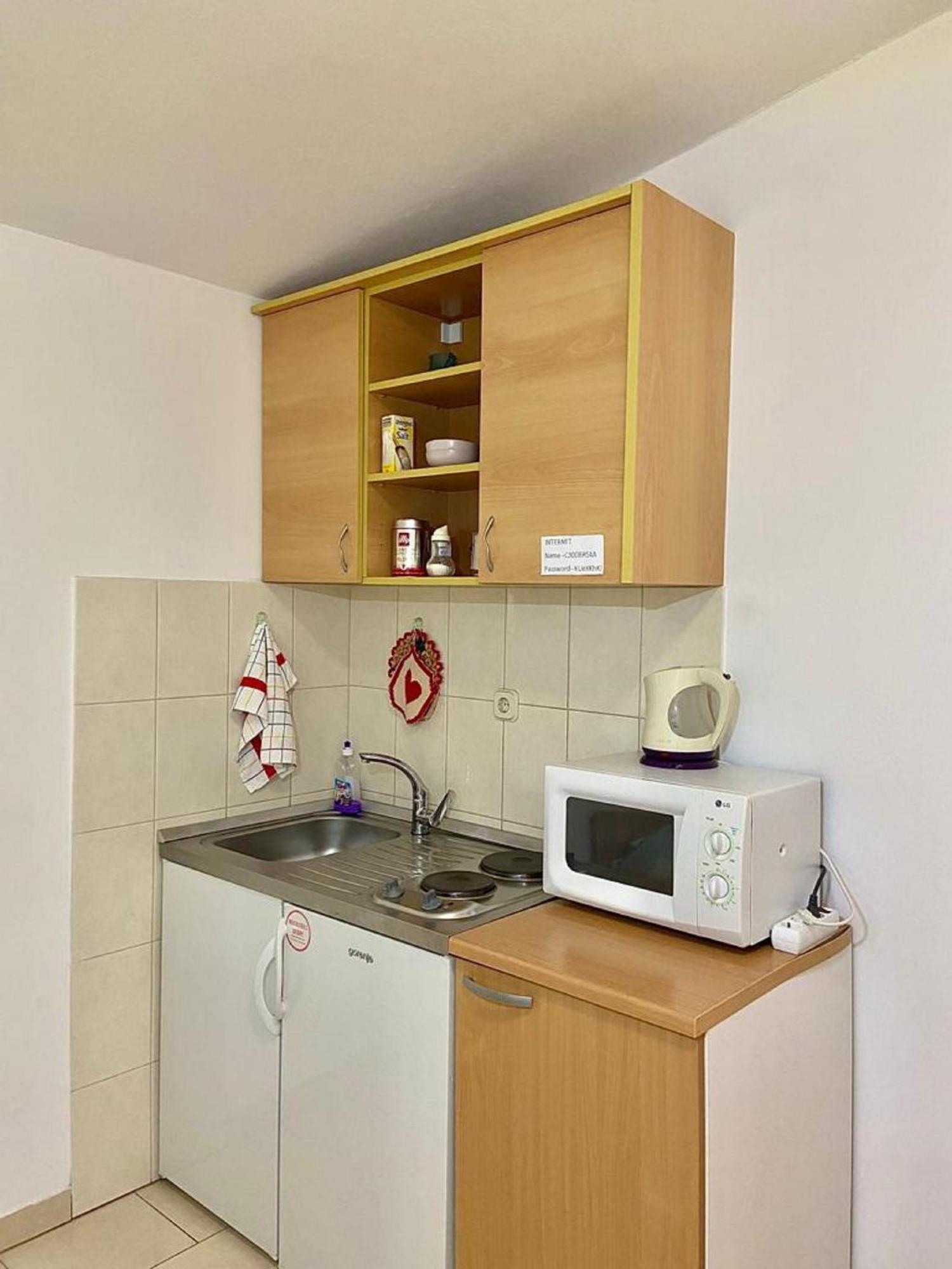 Apartments Tiho & Jelena บลัตเซ ภายนอก รูปภาพ