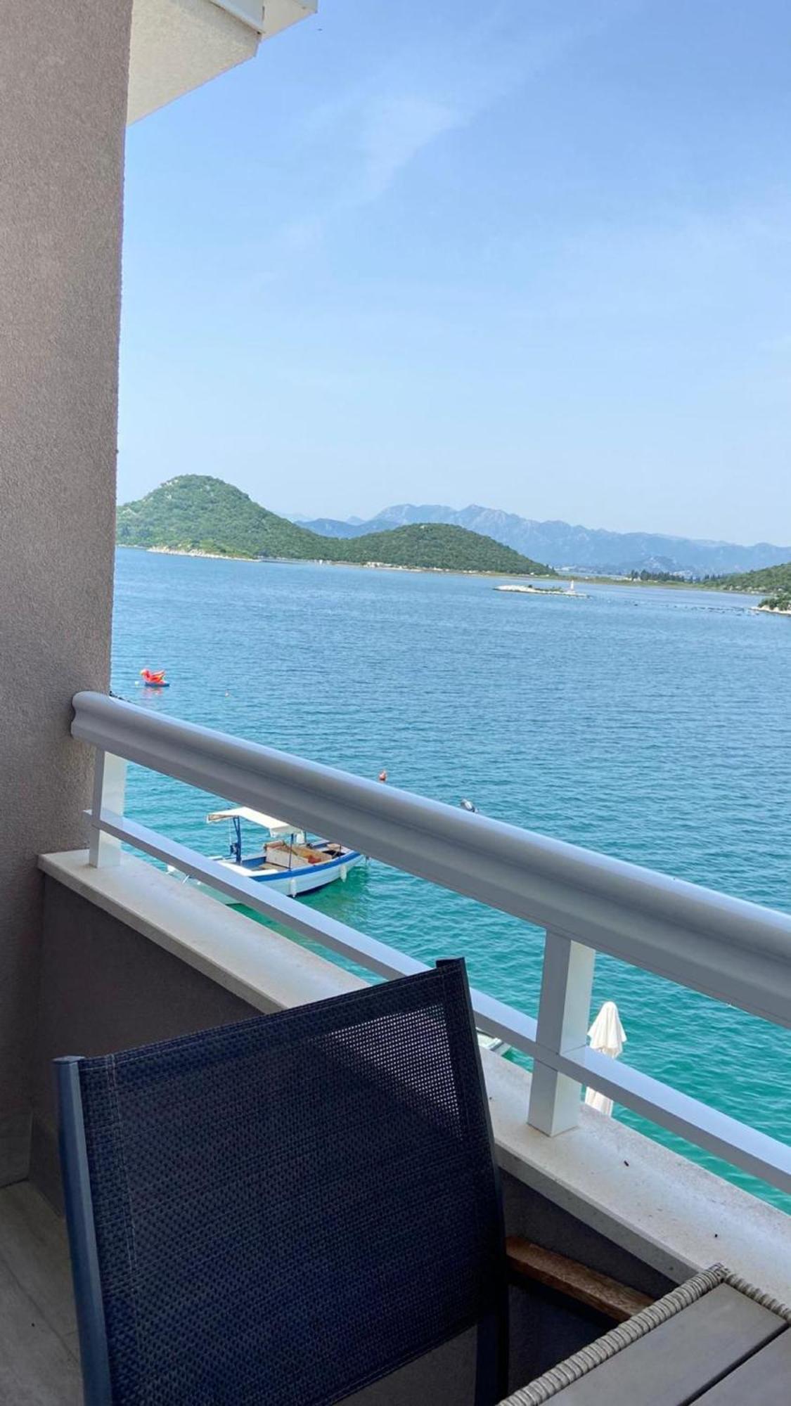 Apartments Tiho & Jelena บลัตเซ ภายนอก รูปภาพ